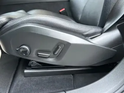 Photo 28 Volvo Xc60  B4 197 ch Geartronic 8