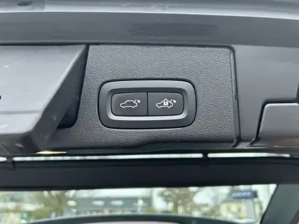 Photo 8 Volvo Xc60  B4 197 ch Geartronic 8