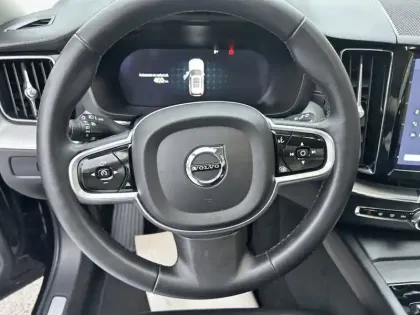 Photo 10 Volvo Xc60  B4 197 ch Geartronic 8
