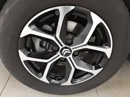 Photo 12 Citroën C3 Aircross  PureTech 130 S&S EAT6