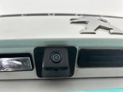 Photo 14 Peugeot 2008  PureTech 130 S&S EAT8