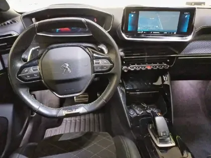 Photo 7 Peugeot 2008  PureTech 155 S&S EAT8