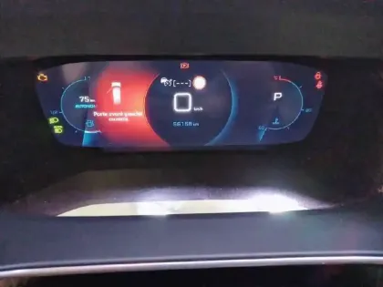 Photo 9 Peugeot 2008  PureTech 155 S&S EAT8