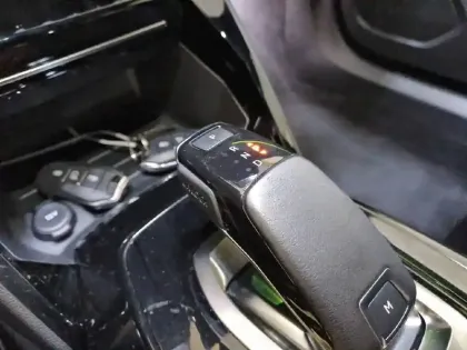 Photo 13 Peugeot 2008  PureTech 155 S&S EAT8