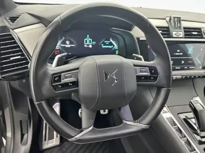 Photo 8 DS DS 7 DS7 Crossback Hybride E-Tense 225 EAT8