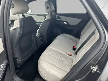 Photo 11 DS DS 7 DS7 Crossback Hybride E-Tense 225 EAT8