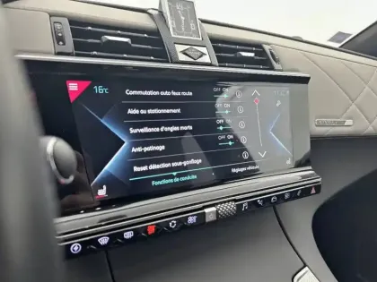 Photo 19 DS DS 7 DS7 Crossback Hybride E-Tense 225 EAT8