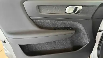 Photo 50 Volvo C40  Recharge 231 ch 1EDT
