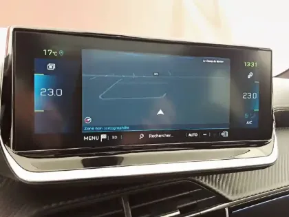 Photo 14 Peugeot 208  Electrique 50 kWh 136ch