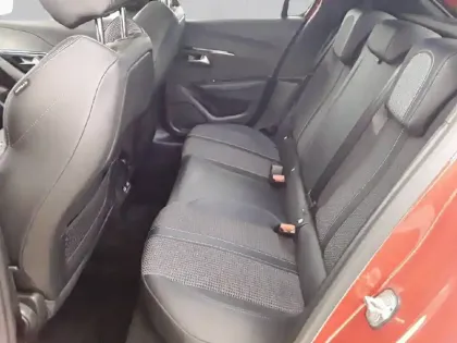 Photo 11 Peugeot 208  Electrique 50 kWh 136ch