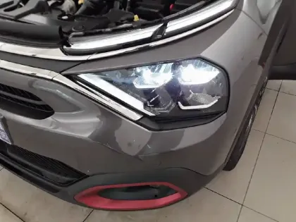 Photo 15 Citroën C4  BlueHDi 110 S&S BVM6