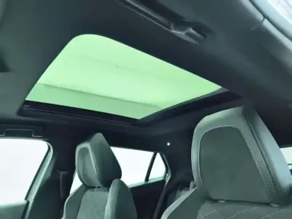 Photo 24 Peugeot 2008  BlueHDi 130 S&S EAT8