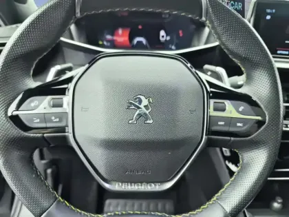 Photo 22 Peugeot 2008  BlueHDi 130 S&S EAT8