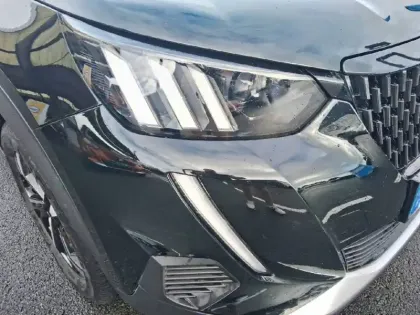 Photo 15 Peugeot 2008  PureTech 130 S&S EAT8