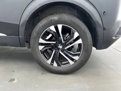 Photo 32 Peugeot 2008 Gén. II Ph1 NG GT 5