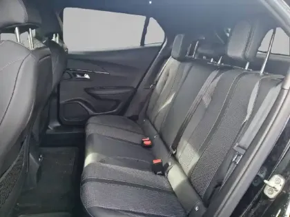 Photo 11 Peugeot 2008  PureTech 130 S&S EAT8