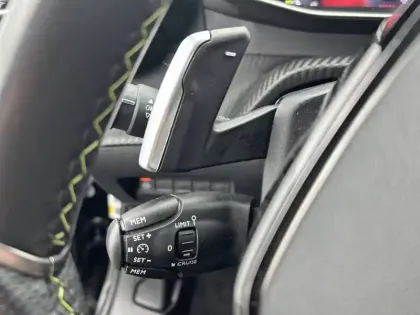 Photo 44 Peugeot 2008 Gén. II Ph1 NG GT 5