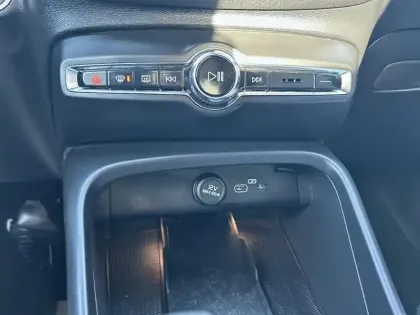 Photo 24 Volvo Xc40  B3 163 ch DCT7