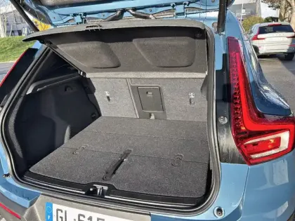 Photo 6 Volvo Xc40  B3 163 ch DCT7