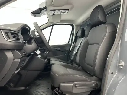 Photo 8 Renault Trafic  FGN L1H1 2800 KG BLUE DCI 150 EDC