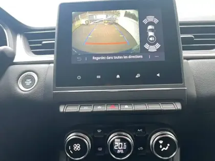 Photo 19 Renault Captur  E-Tech 145 - 21