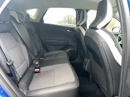 Photo 15 Renault Captur  E-Tech 145 - 21