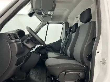 Photo 31 Renault Master  FGN TRAC F3500 L2H2 BLUE DCI 135