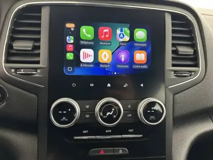 Photo 32 Renault Megane Mégane IV Berline Blue dCi 115 - 21N