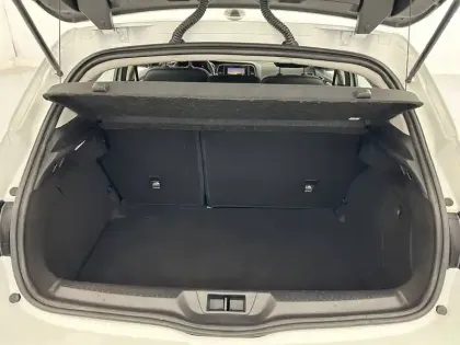 Photo 26 Renault Megane Mégane IV Berline Blue dCi 115 - 21N