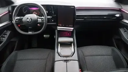 Photo 8 Renault Austral  mild hybrid 160 auto