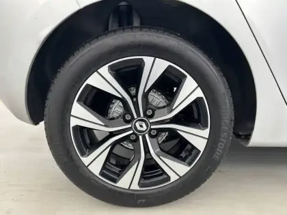 Photo 21 Renault Clio  TCe 90 X-Tronic