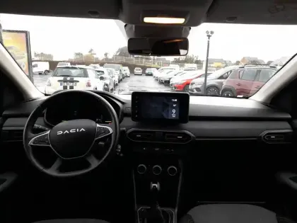 Photo 18 Dacia Jogger  Hybrid 140 7 places GSR2