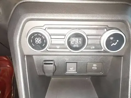 Photo 26 Dacia Jogger  Hybrid 140 7 places GSR2