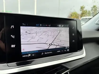 Photo 18 Peugeot 2008  PureTech 100 S&S BVM6