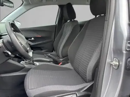 Photo 10 Peugeot 2008  PureTech 100 S&S BVM6