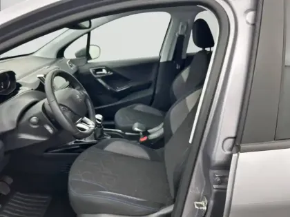 Photo 10 Peugeot 2008  PureTech 110ch S&S BVM6