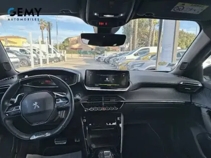 Photo 39 Peugeot 2008  PureTech 130 S&S EAT8