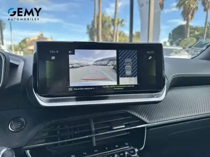 Photo 11 Peugeot 2008  PureTech 130 S&S EAT8