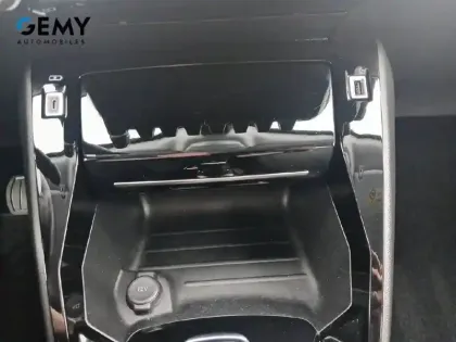 Photo 41 Peugeot 2008  BlueHDi 130 S&S EAT8