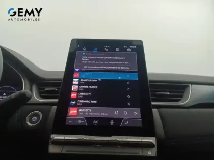 Photo 51 Renault Captur  E-Tech full hybrid 145 ch