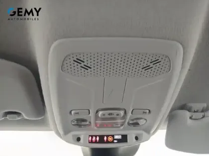 Photo 57 Peugeot 208  BlueHDi 100 S&S BVM6