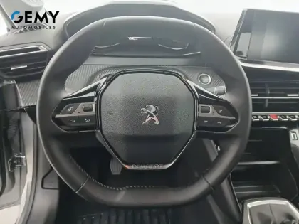 Photo 33 Peugeot 208  BlueHDi 100 S&S BVM6