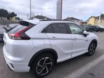 Photo 5 Mitsubishi Eclipse  Cross 2.4 MIVEC PHEV Twin Motor 4WD