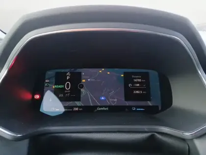 Photo 12 Renault Captur  E-Tech full hybrid 145 ch