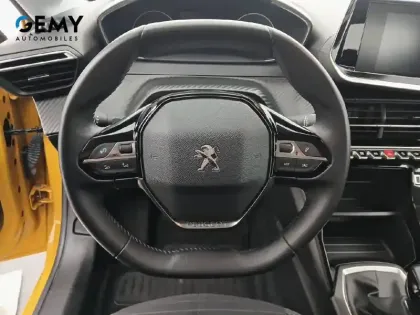 Photo 52 Peugeot 208  PureTech 75 S&S BVM5