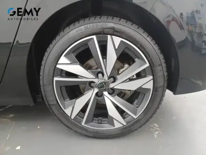 Photo 10 Peugeot 308  BlueHDi 130ch S&S EAT8