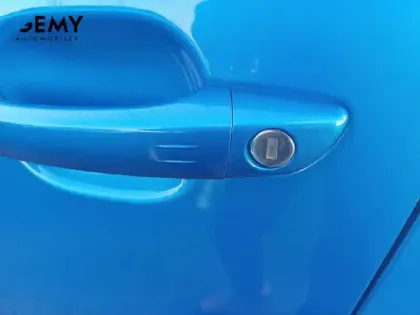 Photo 11 Peugeot 2008  Hybrid 136 e-DCS6