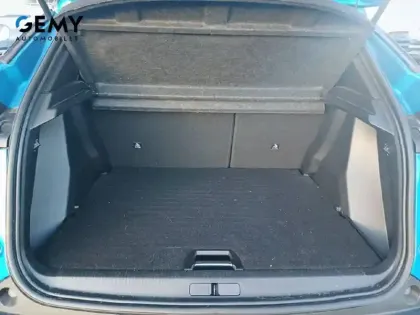 Photo 5 Peugeot 2008  Hybrid 136 e-DCS6