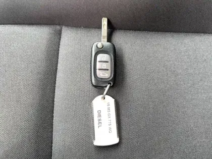 Photo 59 Renault Master  FGN TRAC F3500 L3H3 BLUE DCI 135