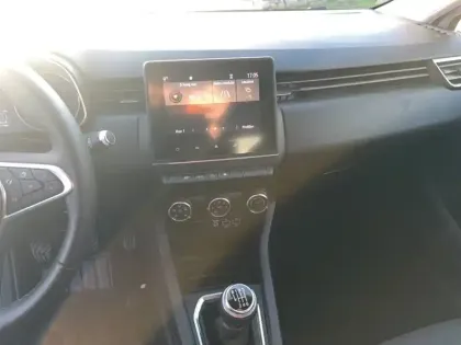 Photo 49 Renault Clio Gén. V (BJA) Ph1 Business 5